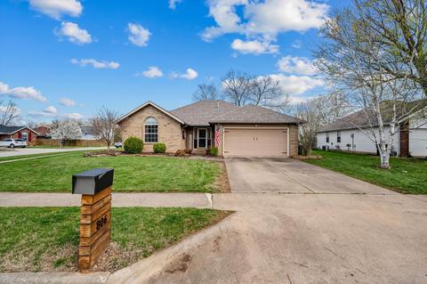 806 S Hemlock Ave, Springfield, MO 65802 photo 1