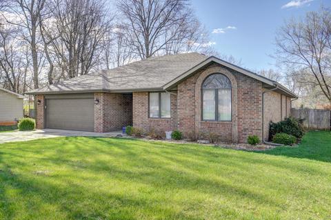 1256 E Rockhill St, Springfield, MO 65804 photo 1