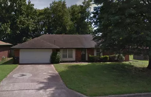 504 E Deerfield St, Springfield, MO 65807 photo 1