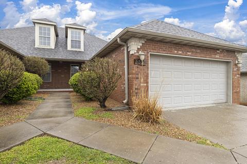 1339 W Sackett St, Springfield, MO 65807 photo 1