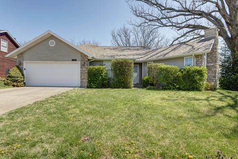 1530 S Lone Pine Ave, Springfield, MO 65804 photo 1
