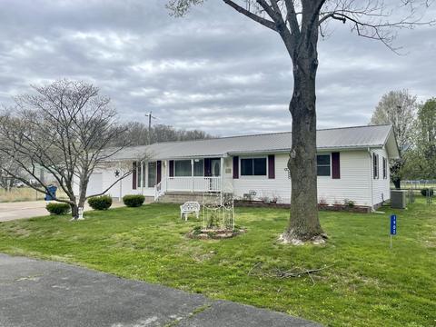1902 Maple St, Seneca, MO 64865 photo 1