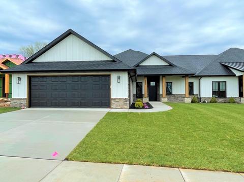 4382 S Vining Ave, Springfield, MO 65810 photo 1