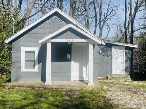 2258 N Lyon Ave, Springfield, MO 65803 photo 1