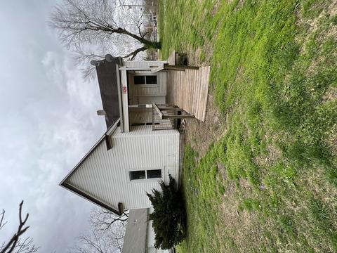 1126 W Locust St, Springfield, MO 65803 photo 1