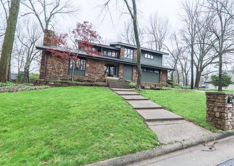 1501 S Cedar Ridge St, Springfield, MO 65809 photo 1