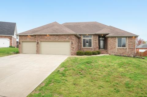 4039 E Crosswinds Cir, Springfield, MO 65809 photo 1
