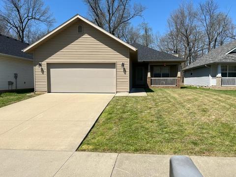 2517 E Madison St, Springfield, MO 65802 photo 1