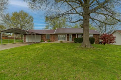607 Lakeview Dr, Aurora, MO 65605 photo 1