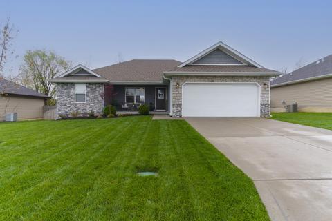 1802 E Maricopa Ave, Ozark, MO 65721 photo 1