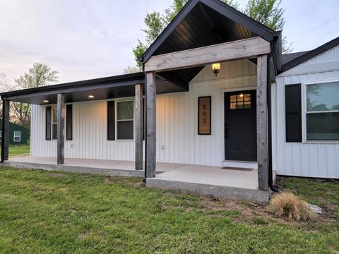 502 W Dunn, Monett, MO 65708 photo 1