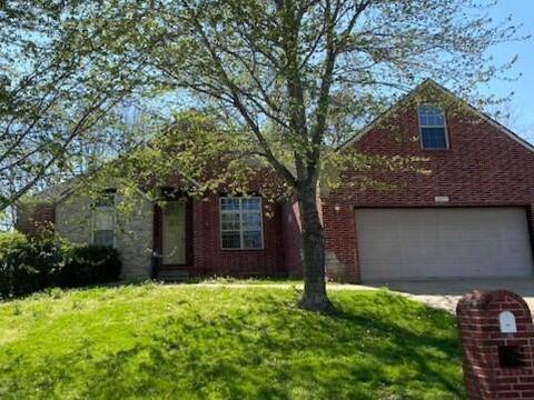 821 Gold Rush Ave, Nixa, MO 65714 photo 1