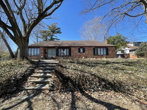 1355 S Fort Ave, Springfield, MO 65807 photo 1