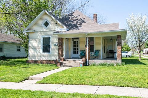 1103 W Lynn St, Springfield, MO 65802 photo 1