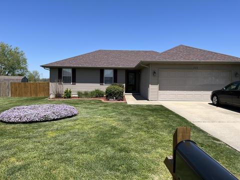 703 W Osage St, Clever, MO 65631 photo 1