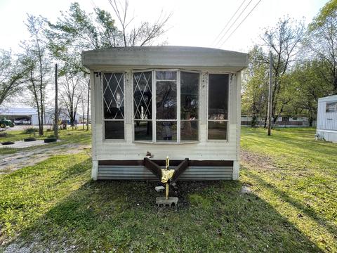 500 W 11th St, Lamar, MO 64759 photo 1