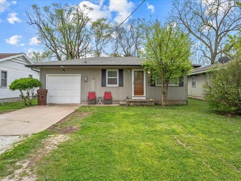 1734 W Brower St, Springfield, MO 65802 photo 1