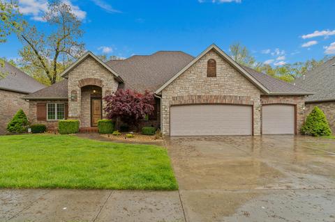 1513 E Wood Oaks, Springfield, MO 65804 photo 1