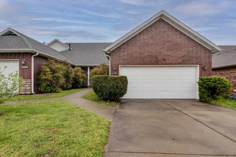 1423 W Sackett St, Springfield, MO 65807 photo 1