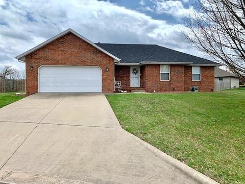 1215 E Lily Dr, Ozark, MO 65721 photo 1