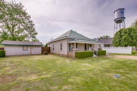 116 S School St, Goodman, MO 64843 photo 1
