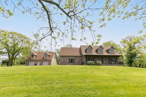 2558 W Sonya Ln, Springfield, MO 65803 photo 1