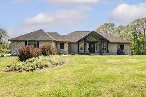 5411 N Danae Ln, Springfield, MO 65803 photo 1