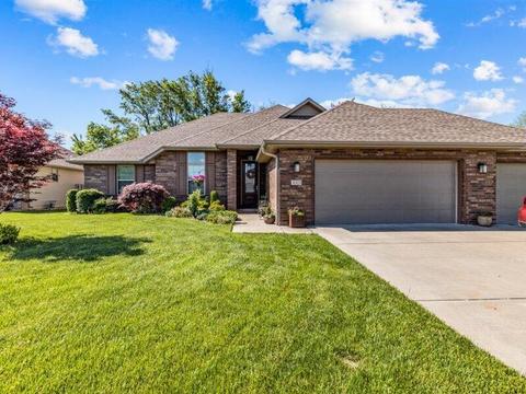 312 W Thistlewood Dr, Springfield, MO 65803 photo 1