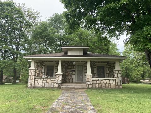 320 Mammoth St, Thayer, MO 65791 photo 1