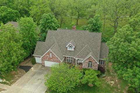 2254 E Nottingham St, Springfield, MO 65804 photo 1