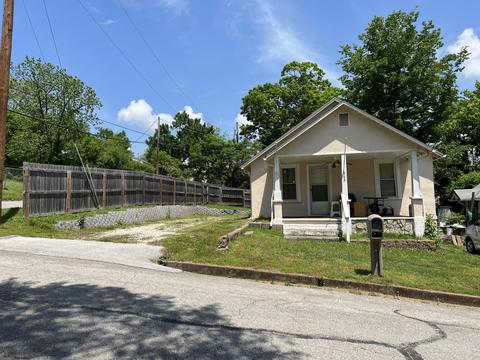 323 W Maddux St, Branson, MO 65616 photo 1