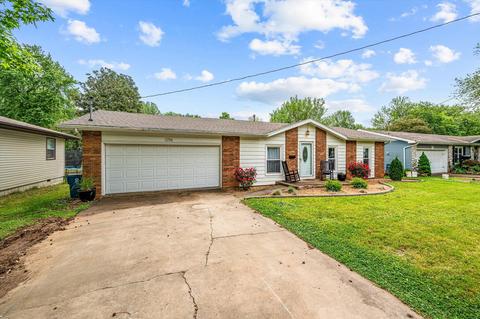 1256 S Meadowview Ave, Springfield, MO 65804 photo 1