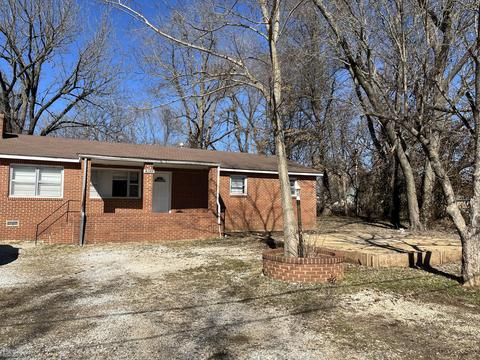 4339 W Helen St, Springfield, MO 65802 photo 1