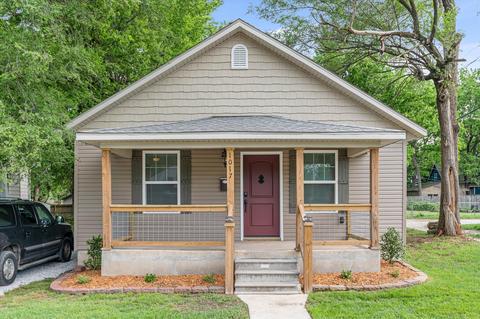 1017 W Hamilton St, Springfield, MO 65802 photo 1