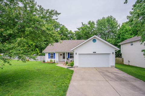 1307 Frisco Ave, Monett, MO 65708 photo 1