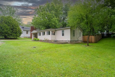 608 E Walnut St, Ozark, MO 65721 photo 1