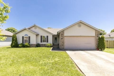 1686 S Waco Ave, Springfield, MO 65802 photo 1