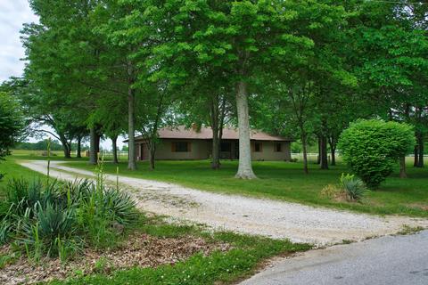 2652 E Southernview Rd, Ozark, MO 65721 photo 1