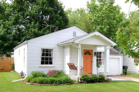 1642 E Madison St, Springfield, MO 65802 photo 1