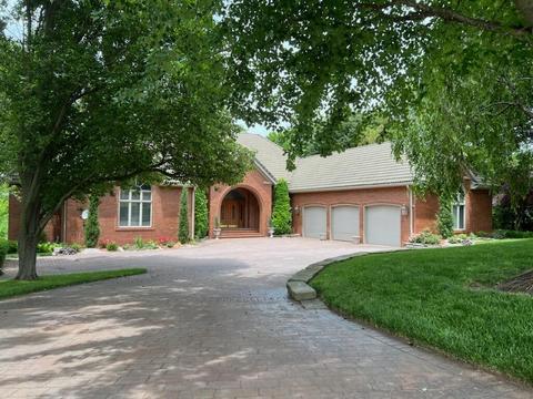 3981 Eaglescliffe Dr, Springfield, MO 65809 photo 1