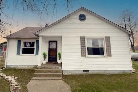 720 E Sunshine Dr, Mountain Grove, MO 65711 photo 1