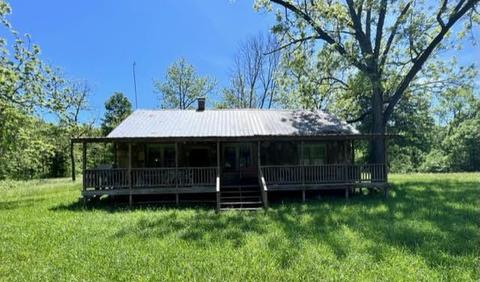 1909 County Road 439, Birch Tree, MO 65438 photo 1