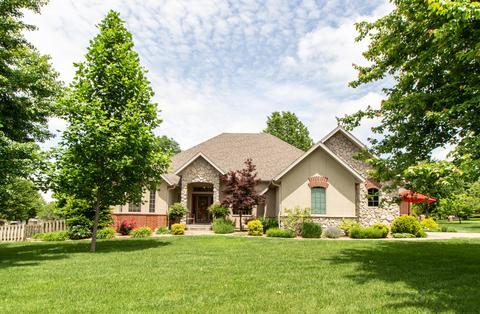 835 E Ironbridge Cir, Springfield, MO 65810 photo 1