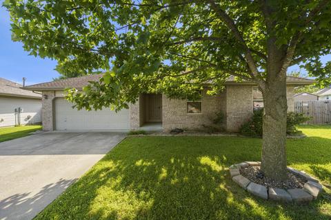 1014 N Scott Ct, Springfield, MO 65803 photo 1