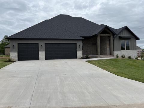 852 N Summercreek Ct, Springfield, MO 65802 photo 1
