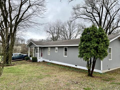 821 E Washington Ave, Ava, MO 65608 photo 1