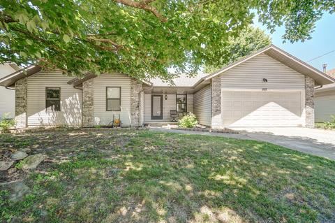 227 S Foster Ave, Springfield, MO 65802 photo 1