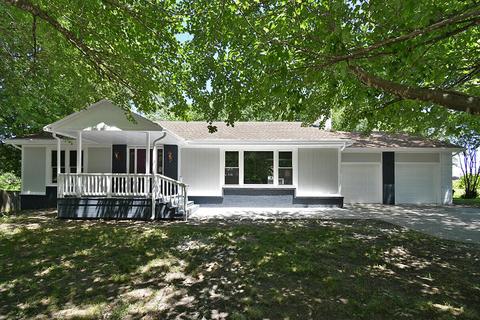 3207 W Marcella Dr, Springfield, MO 65810 photo 1
