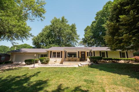 2831 E Glenwood St, Springfield, MO 65804 photo 1