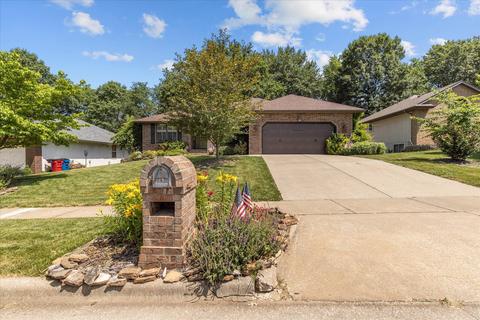 2295 W Cantebury St, Springfield, MO 65810 photo 1